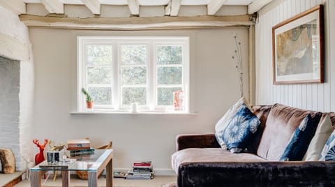Raindrops On Roses Cabin in Uttlesford