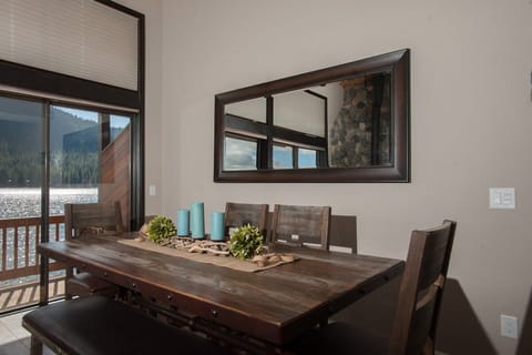 Lake Days Apartment in Donner Lake