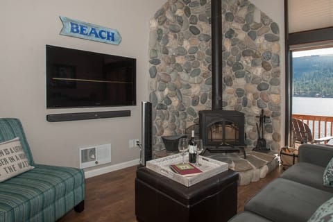 Lake Days Apartment in Donner Lake