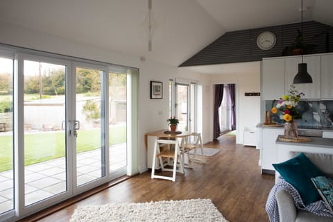 Rogo Cabin in Wellington