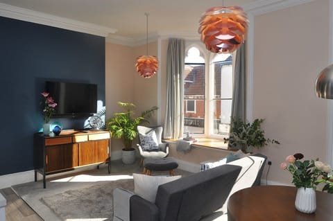 Chic on Fleek Apartment in Taunton