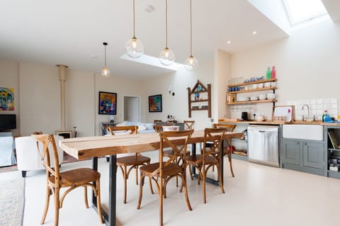 Barefoot Magic Cabin in Babergh District