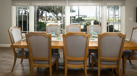 Dolphin Bay House in La Jolla Shores