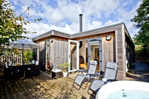 Honey Dust Apartment in Sedgemoor