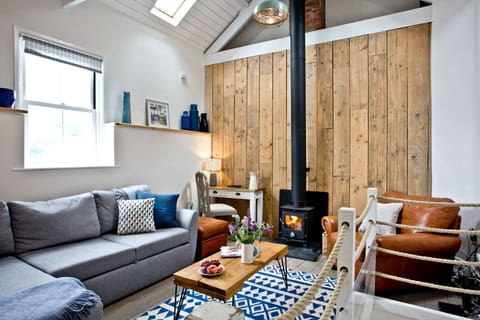 Tea & Pastries Apartment in Kingsand