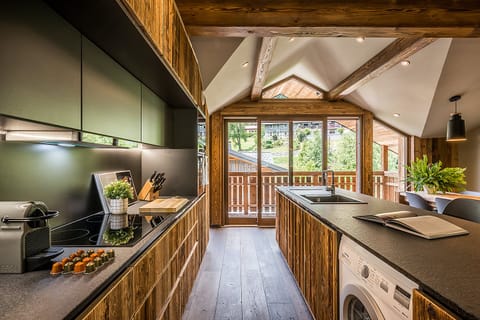 Snow Post Villa in Les Gets