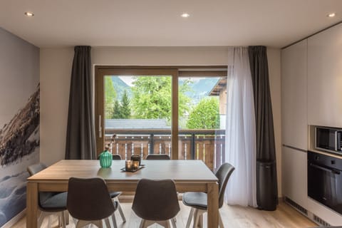 Conifers House in Montriond