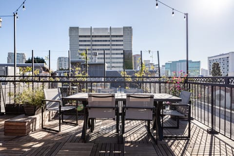 Rodeo Apartment in Westwood