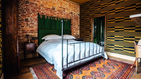 Serving Up Style Cabin in East Dorset District