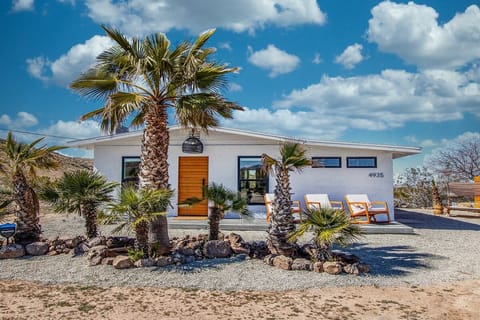 Flower Girls Apartment in Yucca Valley