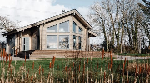 Ty Log Cabin in Wales