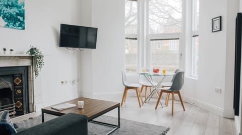 Little Cloud Apartment in Cardiff