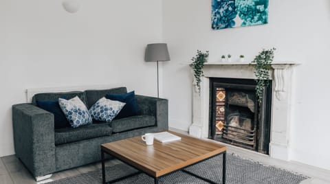 Little Cloud Apartment in Cardiff