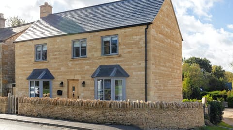 Lavender Season Apartment in Blockley