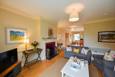 Bonny Bluebell Cabin in England