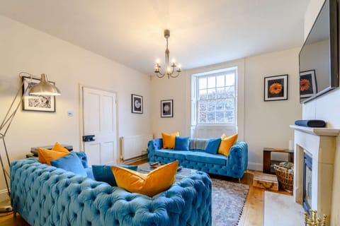 Little Boy Blue House in West Oxfordshire District