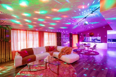 Disco Daydream Apartment in Yucca Valley