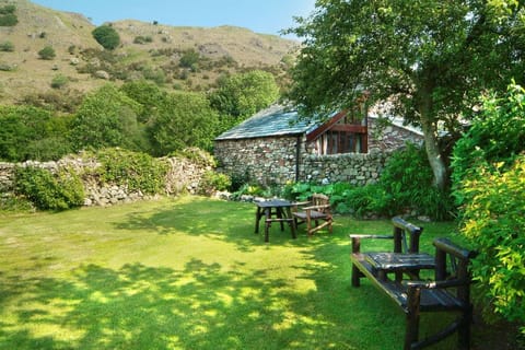 Stanley Ghyll Cottage Apartment in Copeland District