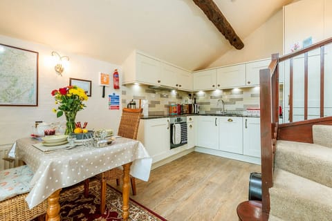 Stanley Ghyll Cottage Apartment in Copeland District