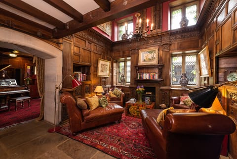 Hatter's House Apartment in England