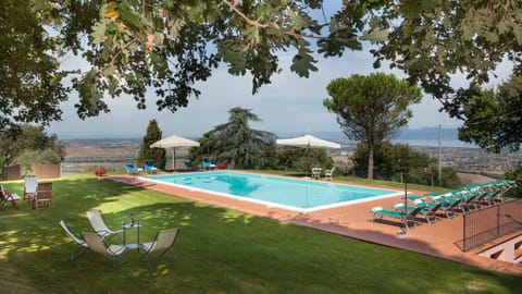 Flora Fortress Apartment in Umbria
