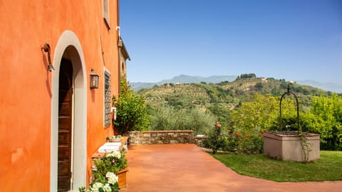 Pastoral Dream Apartment in Capannori