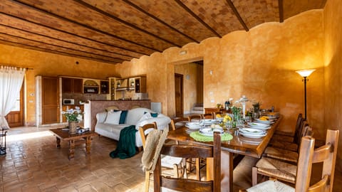 Texture Like Sun Apartment in Umbria