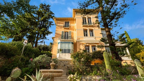 Art Nouveau Peach Apartment in Sanremo