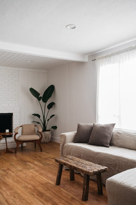 Starry Sky Apartment in Echo Park