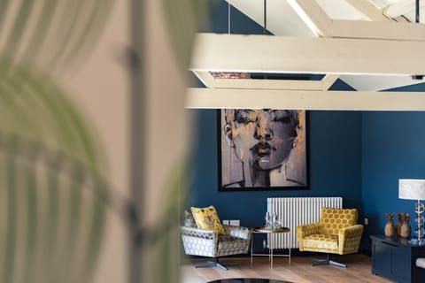 A Blush Of Pink House in West Oxfordshire District