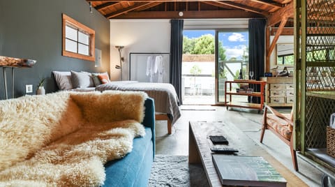 Ocean Light Apartment in Cambria