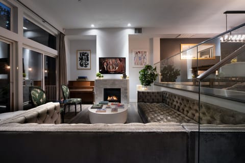 Kramer Apartment in West Hollywood