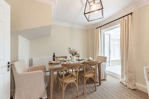 Honeystone Apartment in Chipping Norton