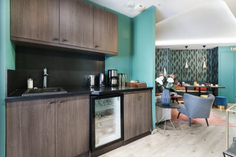 Play To The Gallery Apartment in Paris