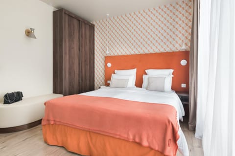 Play To The Gallery Apartment in Paris