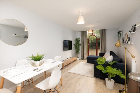 The Vineleaf Apartment in Reading