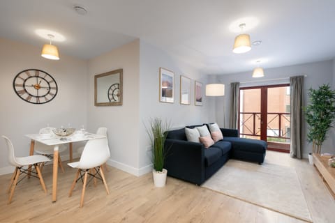 River Meadows Apartment in Reading