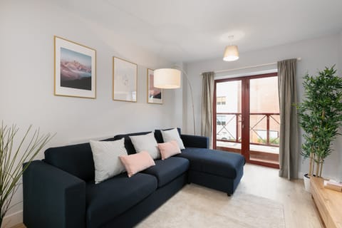 River Meadows Apartment in Reading