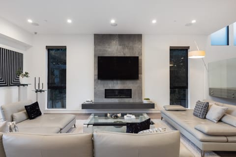 Hollywood Starlet Apartment in West Hollywood