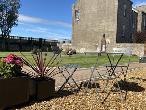 Rule the School Apartment in Berwick-upon-Tweed