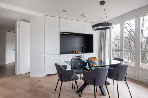 Roméo Et Juliette Apartment in Paris