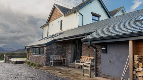 The Ribbon Lake Apartment in England
