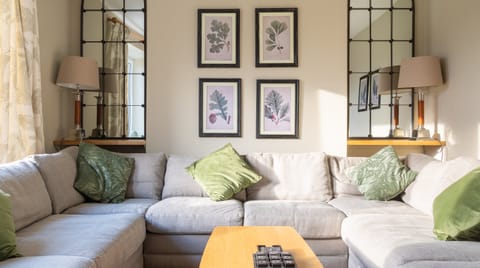 The Ribbon Lake Apartment in England