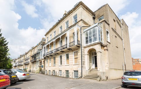 Arcadia in Stone Apartment in Cheltenham