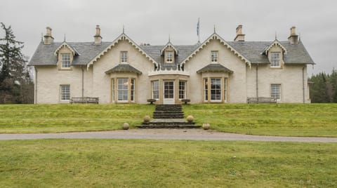 Old Milton Apartment in Scotland