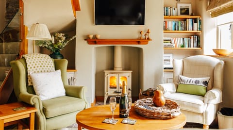 Bothying In Style Apartment in Llanfrynach