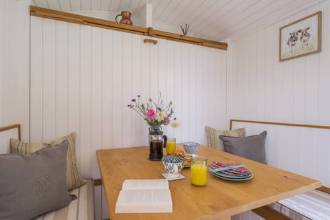 Oxford Down Flock Apartment in South Oxfordshire District