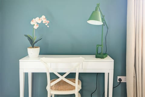 Regency Glow Apartment in Cheltenham