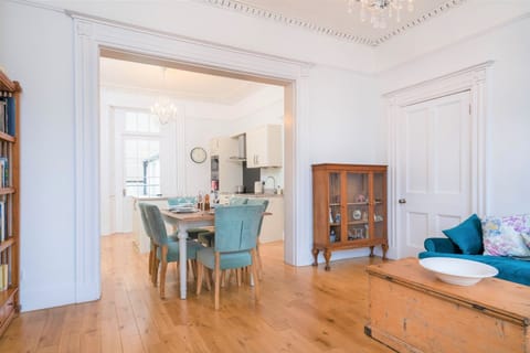 Regency Era Apartment in Cheltenham