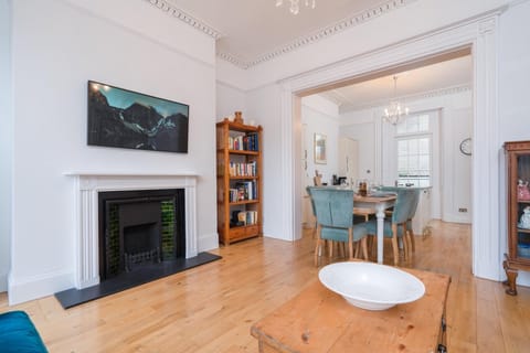 Regency Era Apartment in Cheltenham